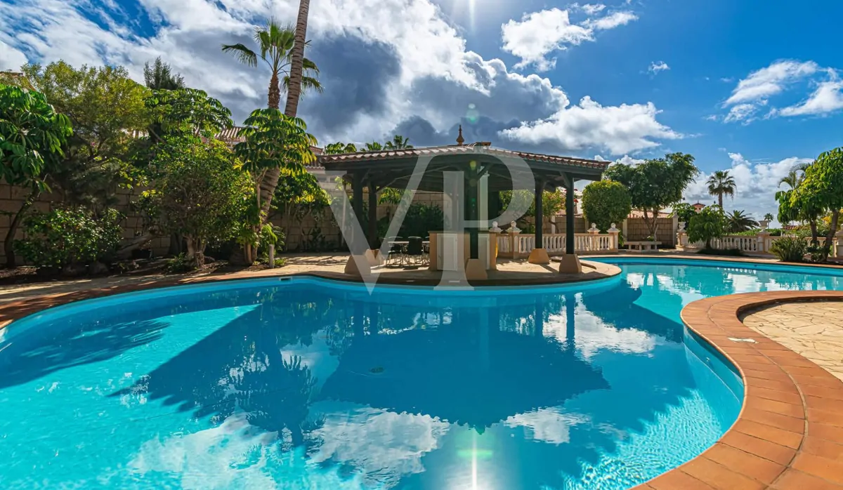 Unique villa just a few steps to the Playa del Duque in Costa Adeje