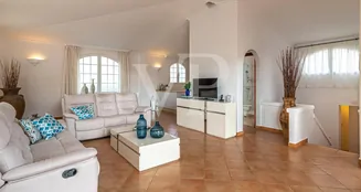 von_poll_real_estate_property_ES233184562_image_64