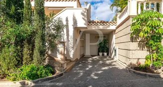 von_poll_real_estate_property_ES233184562_image_87