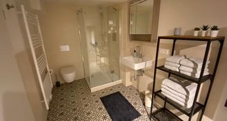 von_poll_real_estate_property_25164007_image_12