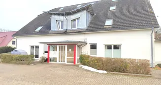 von_poll_real_estate_property_25164017_image_0