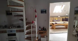 von_poll_real_estate_property_25164018_image_9