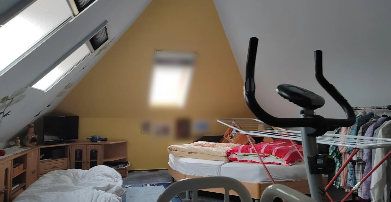 Zimmer im Dachgeschoß