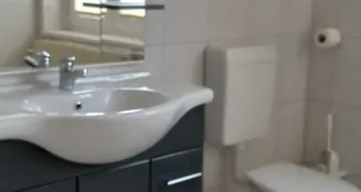 von_poll_real_estate_property_25164008_image_11