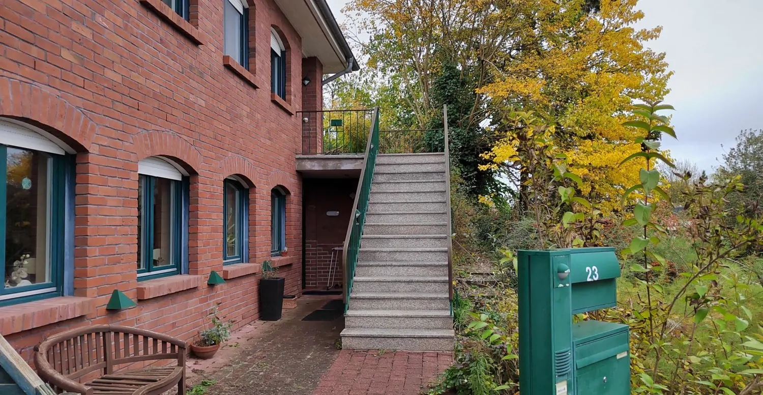 Treppe zur Wohnung