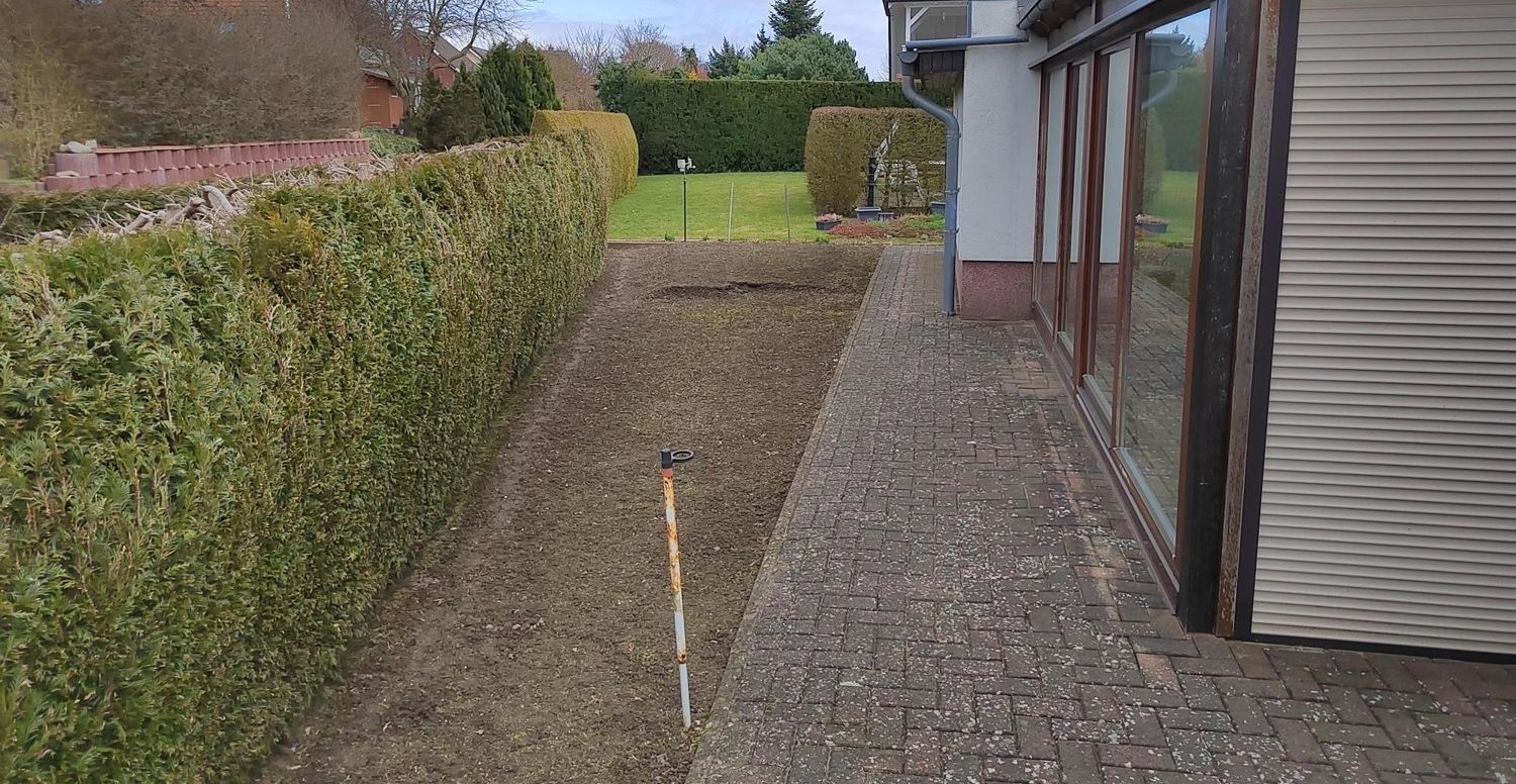 Grundstück hinter dem Haus