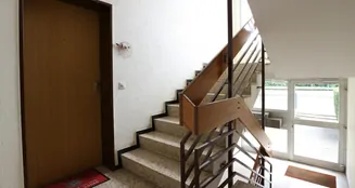 von_poll_real_estate_property_25261196_image_2