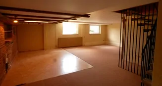 von_poll_real_estate_property_25113018_image_20