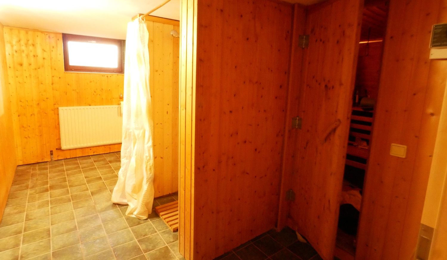 Keller 5 Sauna Dusche WC