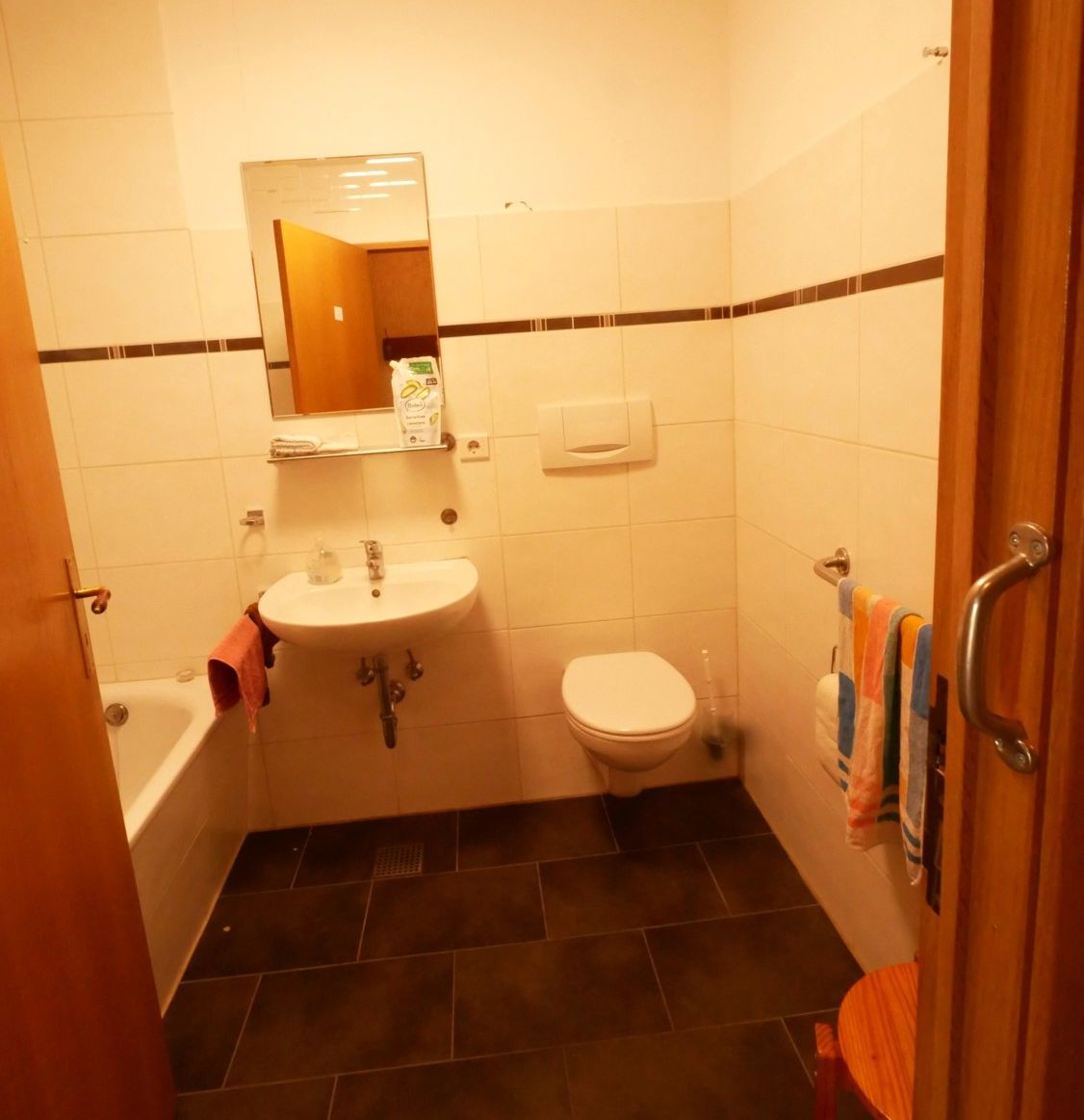 Bad Zimmer 1