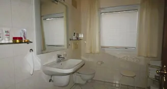 von_poll_real_estate_property_25113010_image_11