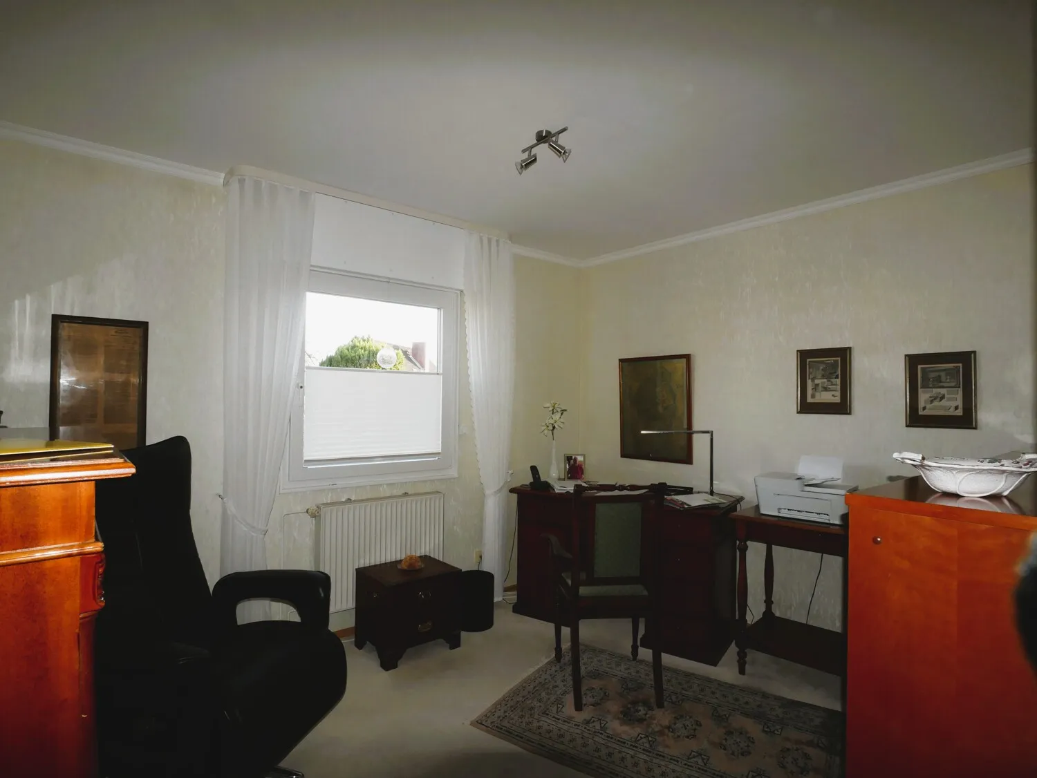 Kinder-/Büro- oder Arbeitszimmer