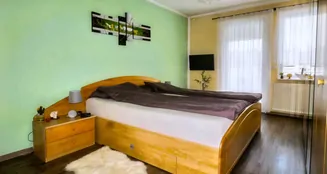 von_poll_real_estate_property_25113021_image_11