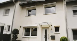 von_poll_real_estate_property_25113021_image_0