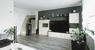 von_poll_real_estate_property_25113021_image_5