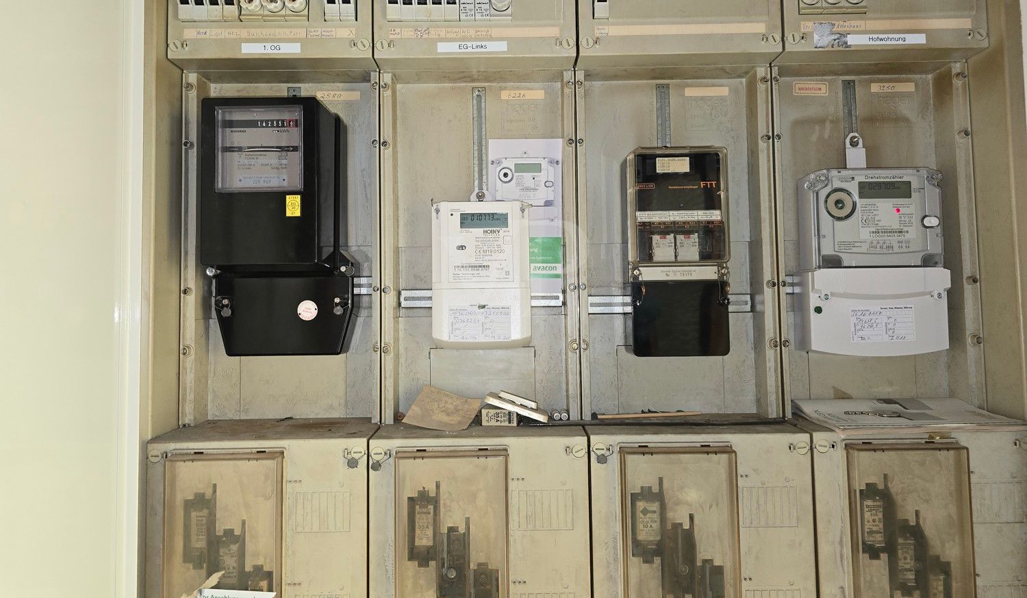 Elektrische Anschlüsse Haupthaus