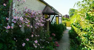 von_poll_real_estate_property_24113017_image_0