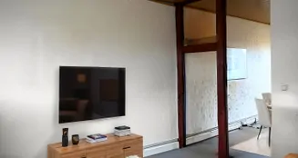 von_poll_real_estate_property_24113022_image_6