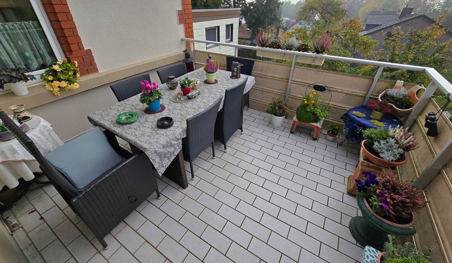 Balkon 1. OG links