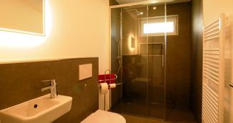 von_poll_real_estate_property_25113025_image_4