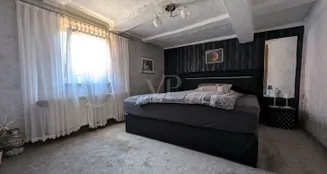 von_poll_real_estate_property_25113013_image_10