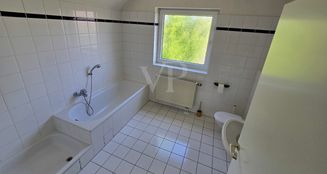 von_poll_real_estate_property_25113015_image_13