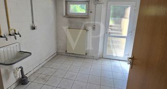 von_poll_real_estate_property_25113015_image_16