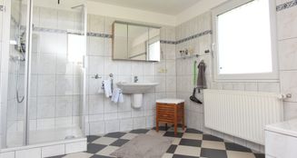 von_poll_real_estate_property_25113008_image_6