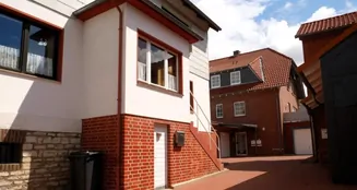 von_poll_real_estate_property_22113007b_image_0