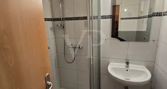 von_poll_real_estate_property_25113023_image_6