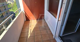 von_poll_real_estate_property_25113023_image_12