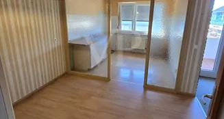 von_poll_real_estate_property_25113023_image_10