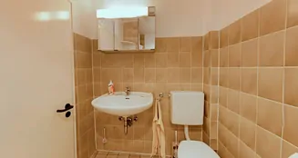 von_poll_real_estate_property_25113024_image_8