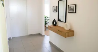 von_poll_real_estate_property_25113028_image_2