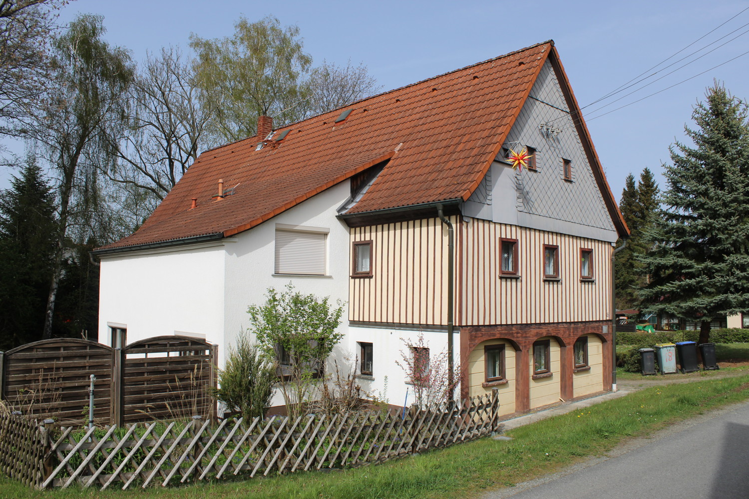 Historisches Fachwerkhaus mit großem Grundstück und vielfältigen Nutzungsmöglichkeiten