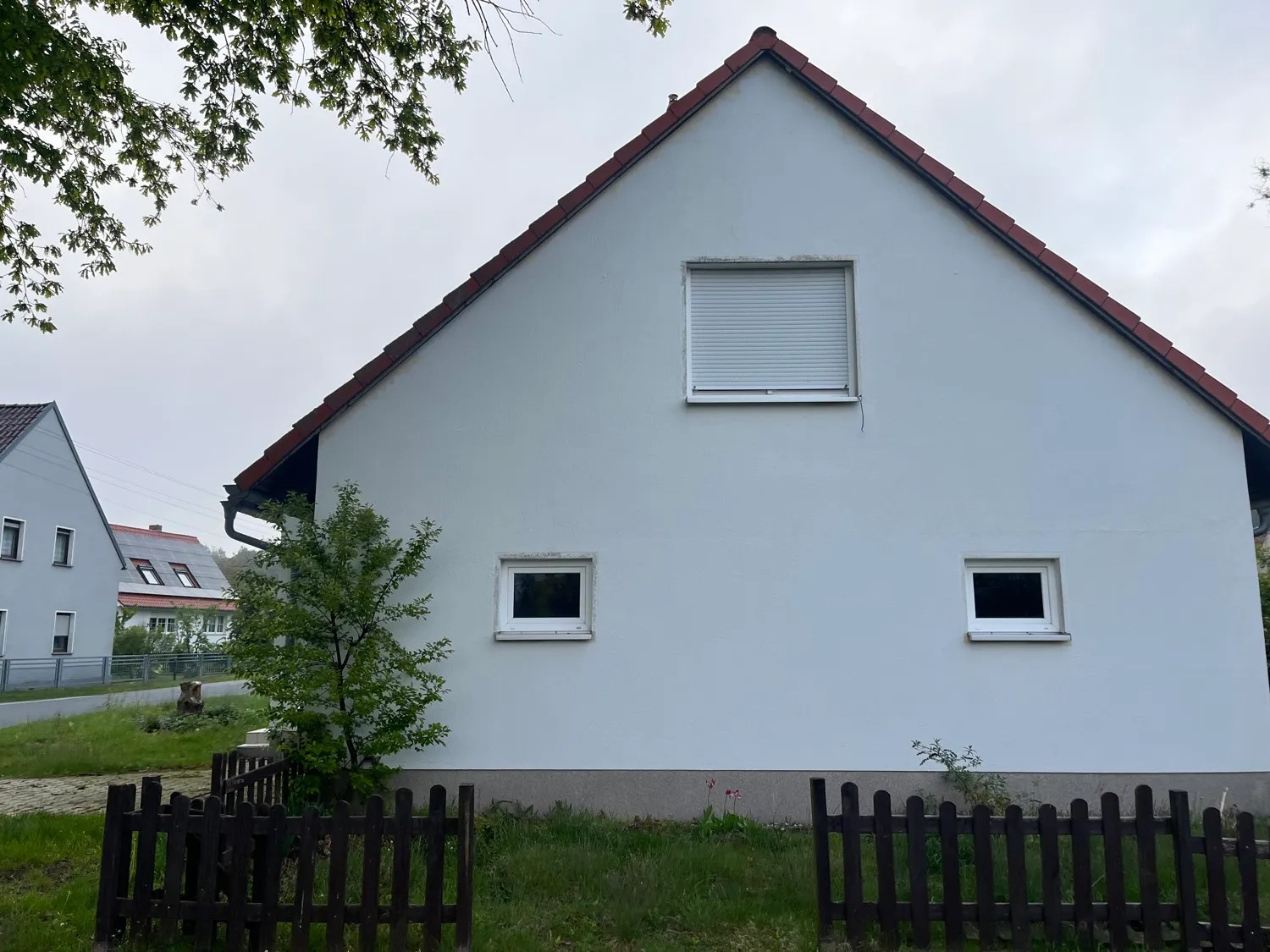 Teilsanierte Doppelhaushäfte in der Nähe von Lohsa