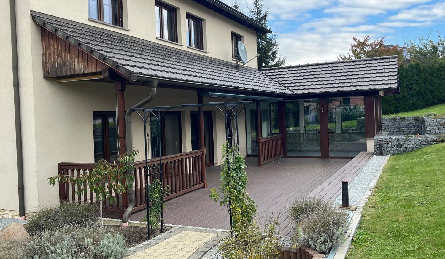 Modernes Haus mit High-Tech-Ausstattung bei Bautzen