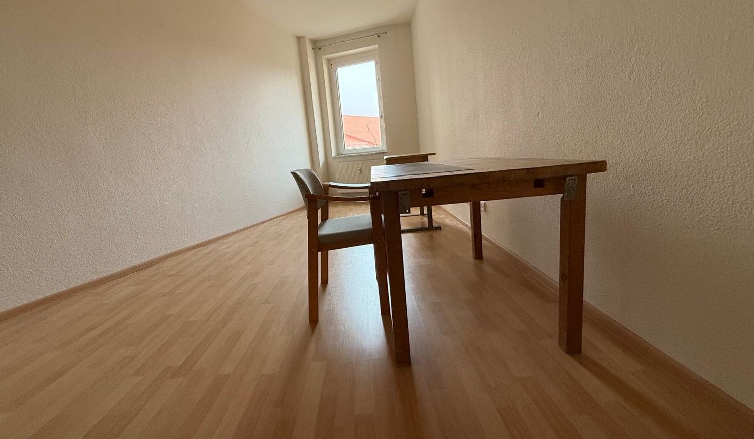 Charmante 4-Zimmer-Wohnung mit Balkon und Einbauküche