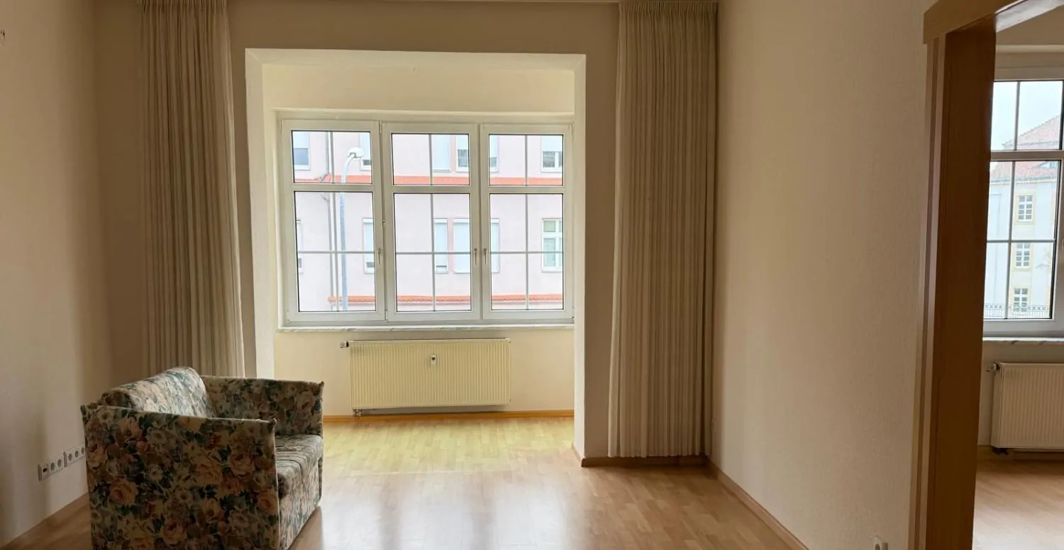 Charmante 4-Zimmer-Wohnung mit Balkon und Einbauküche