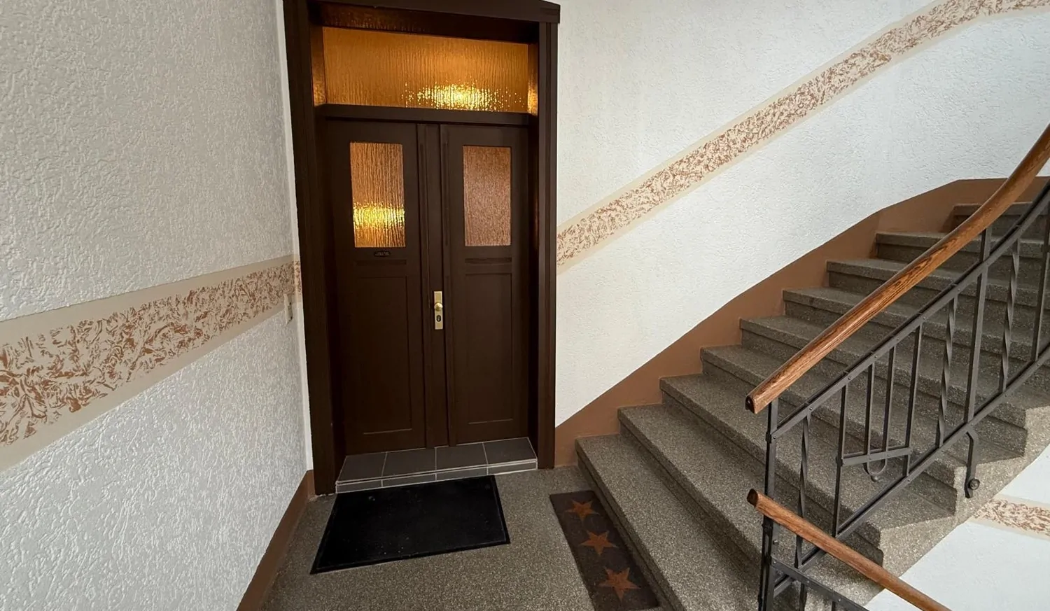 Charmante 4-Zimmer-Wohnung mit Balkon und Einbauküche