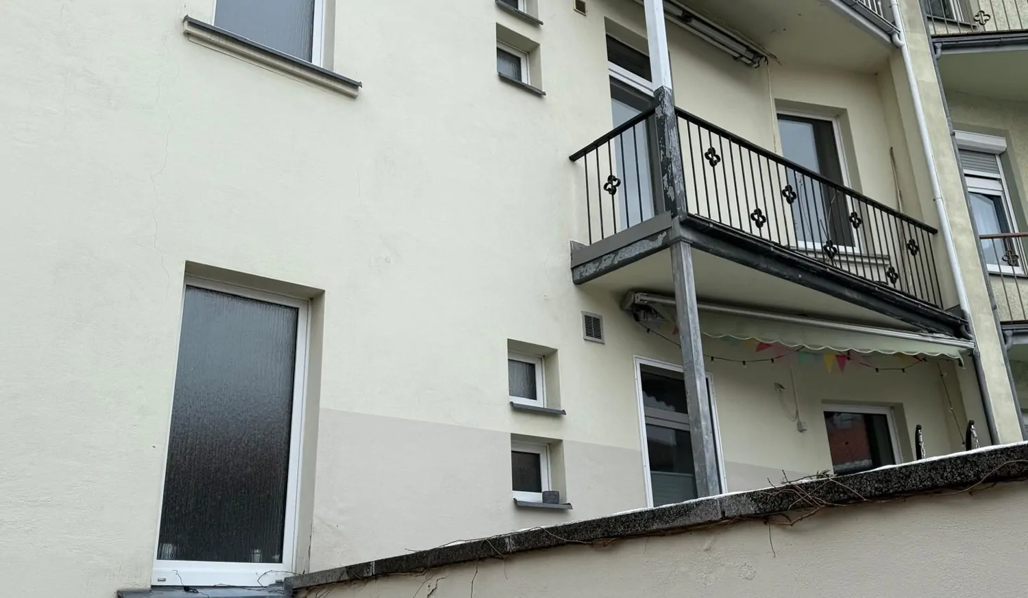 Charmante 4-Zimmer-Wohnung mit Balkon und Einbauküche