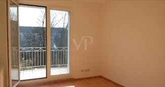 von_poll_real_estate_property_25326007_image_0