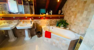 von_poll_real_estate_property_25326015_image_6