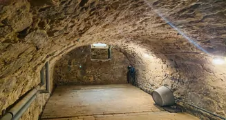 von_poll_real_estate_property_25326023_image_18