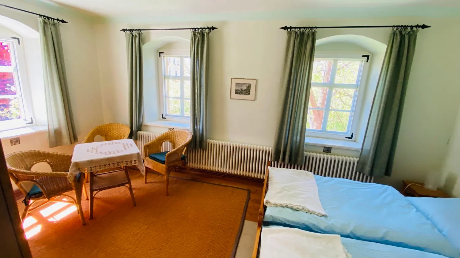 Historic detached house with granny flat and private pond