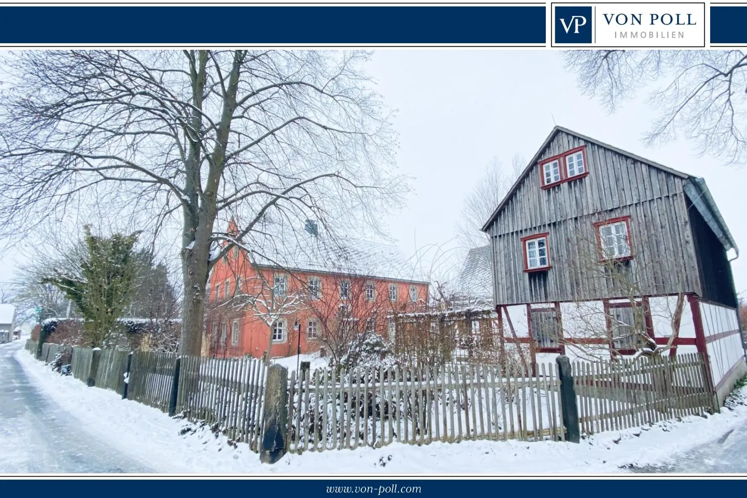 Historic detached house with granny flat and private pond
