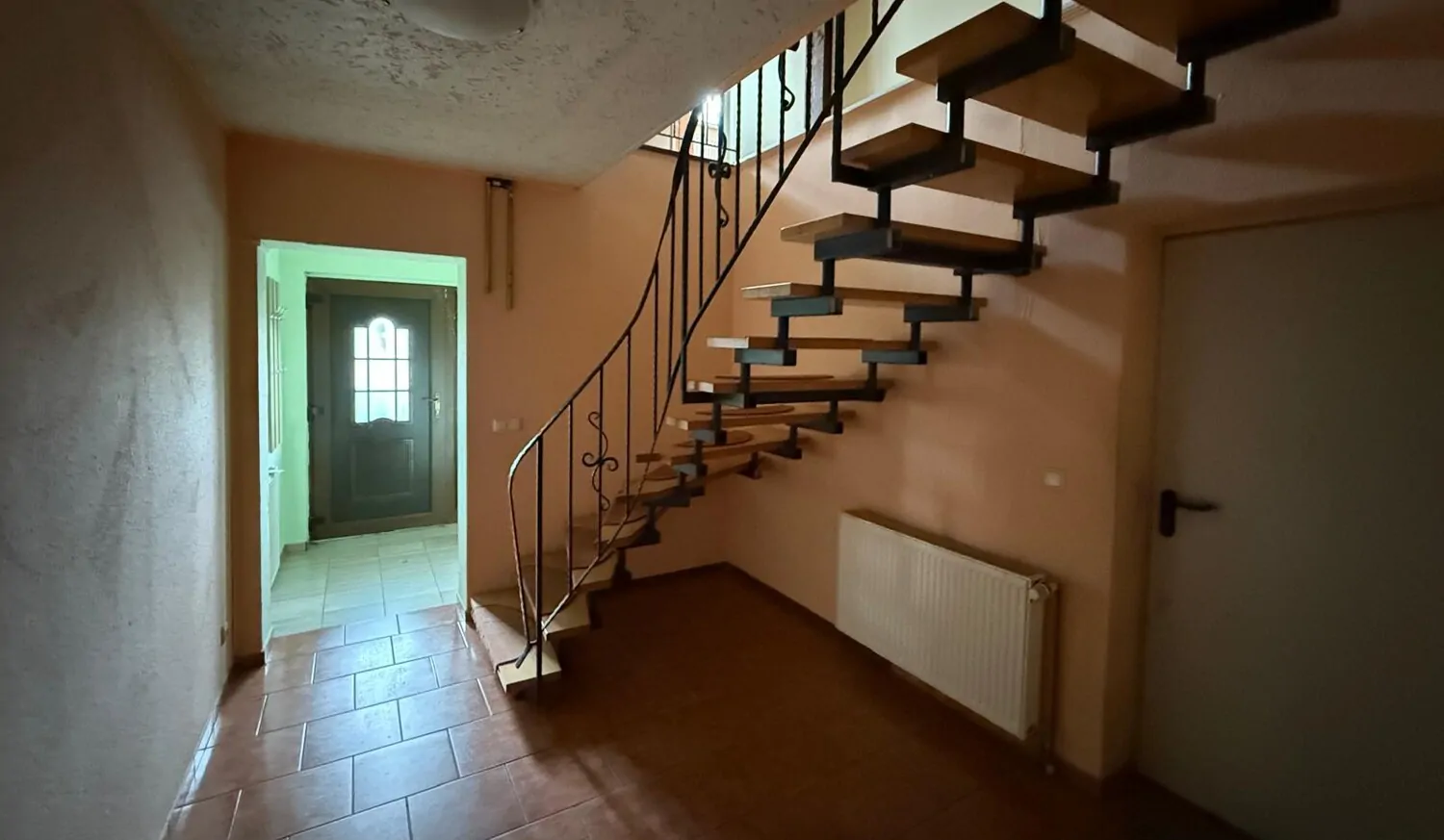 Schönes Einfamilienhaus mit vielseitigem Wohnraum in Lauta