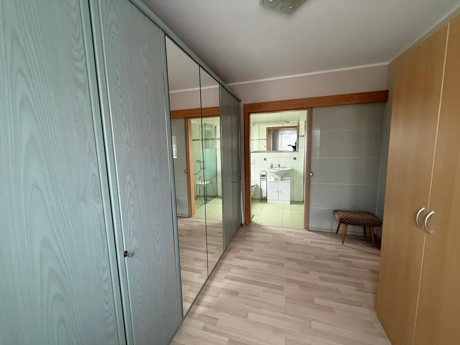 Barrierefreier Bungalow mit sonniger Terasse und moderner Ausstattung