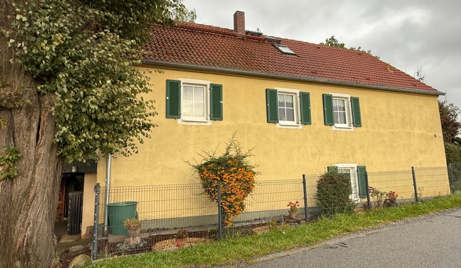 Einfamilienhaus mit schön angelegtem Garten bei Bautzen