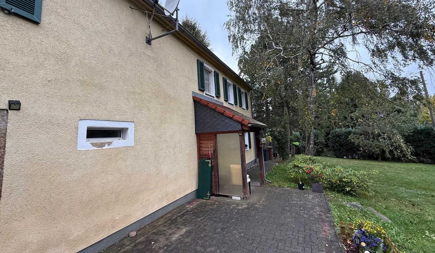 Einfamilienhaus mit schön angelegtem Garten bei Bautzen